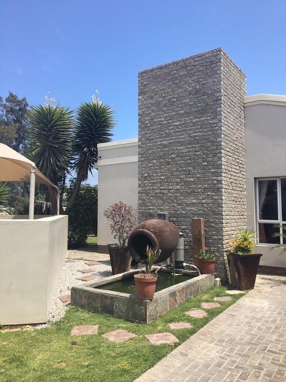 Meransha Self Catering Cc Walvis Bay Exterior photo
